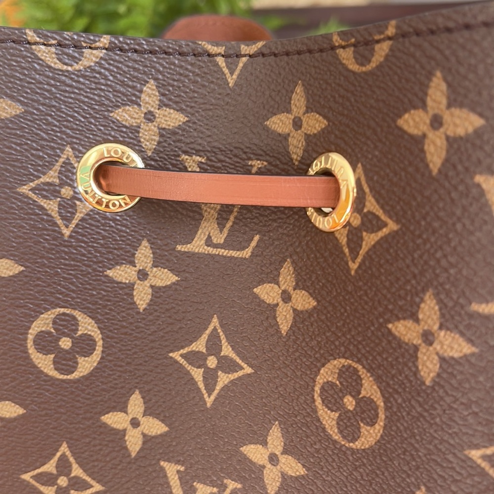 LV NÉONOÉ MM Caramel - Picture 11 of 14